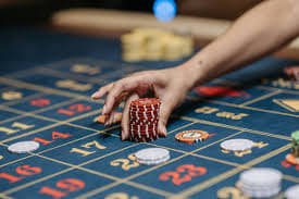 Filipino players enjoying online bingo on mobile devices through bl777 casino
